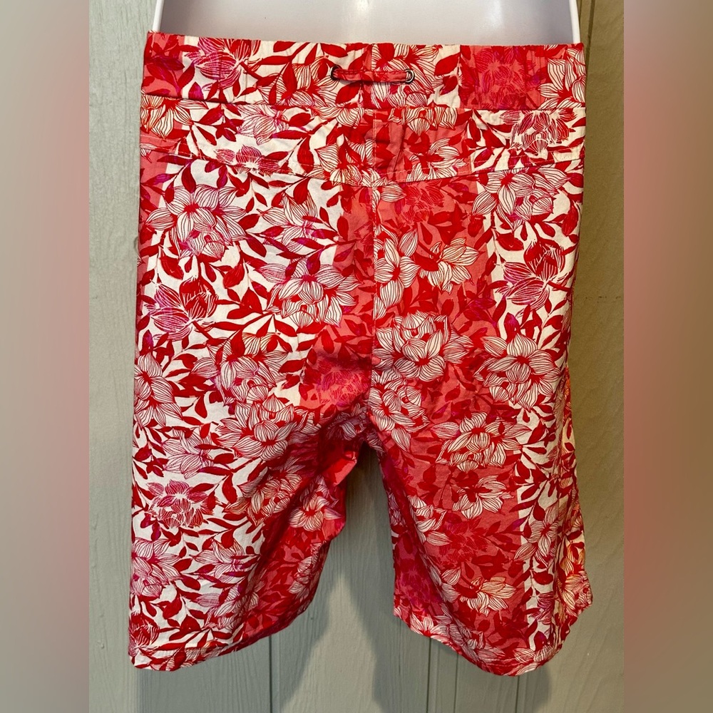 Caribbean Joe Vibrant Red & Pink Floral Shorts - Picture 5 of 5